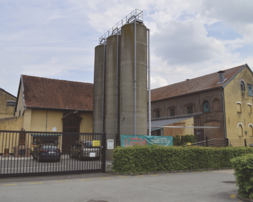 A horizon 2023, Sofim, le nouveau propriétaire, transformera la distillerie en site hybride, mêlant activité historique, logements et commerces.