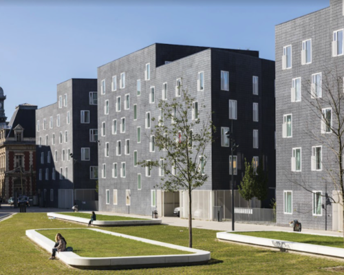LMH emploie 760 personnes pour un parc métropolitain de 32 635 logements et 176 M€ de chiffre d’affaires en 2020.